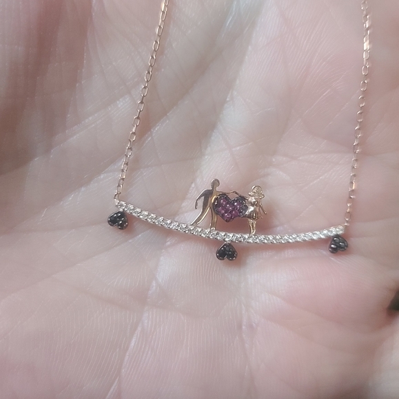 Rose gold 💓Loving couple holding ❤ heart of Rubies Topaz bar w/onyx hearts - Picture 3 of 3